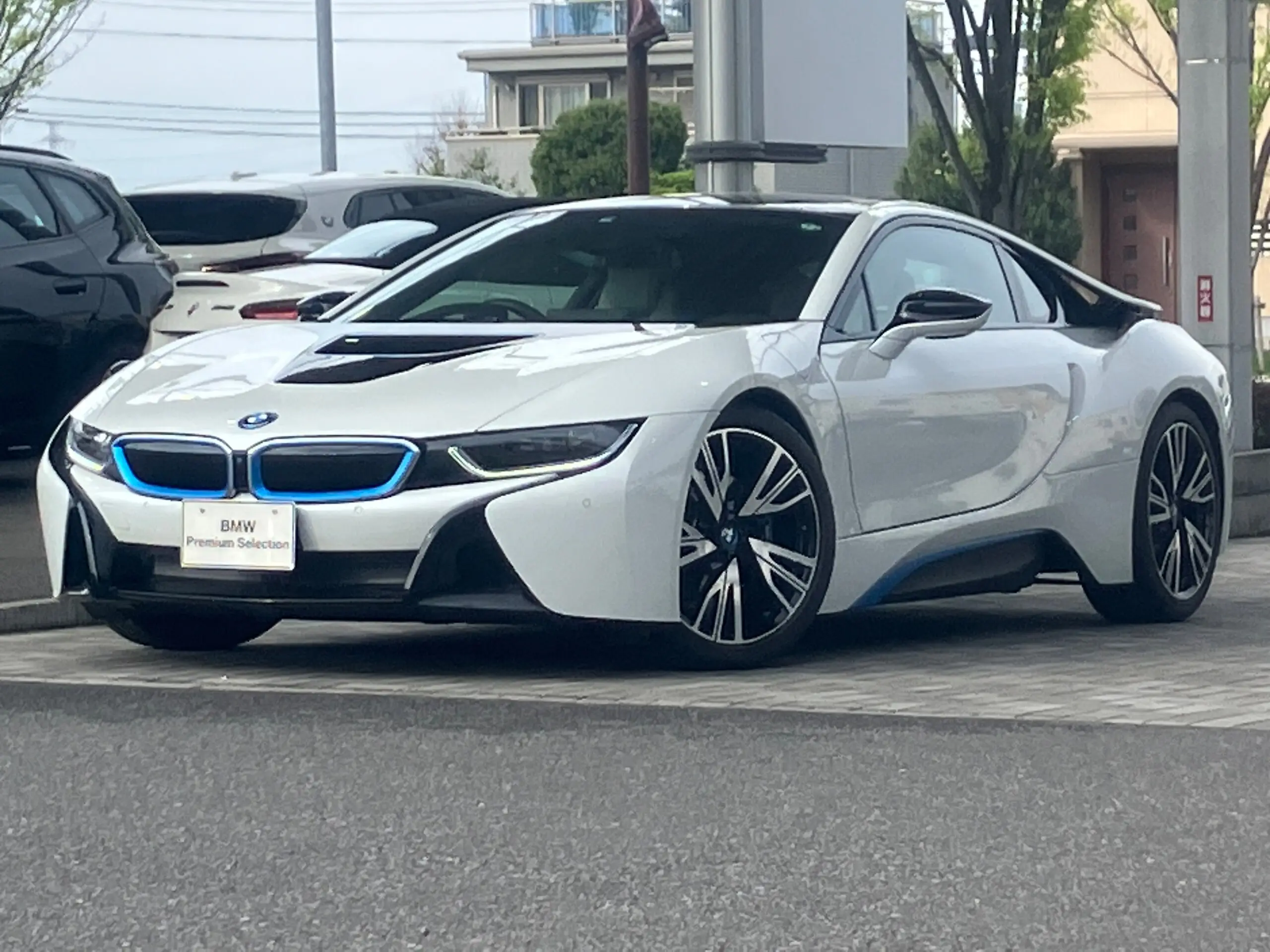 BMW i8