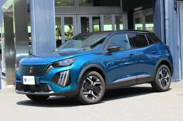 PEUGEOT 2008GT HYBRID